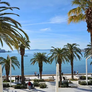 Otel Adriana, Split